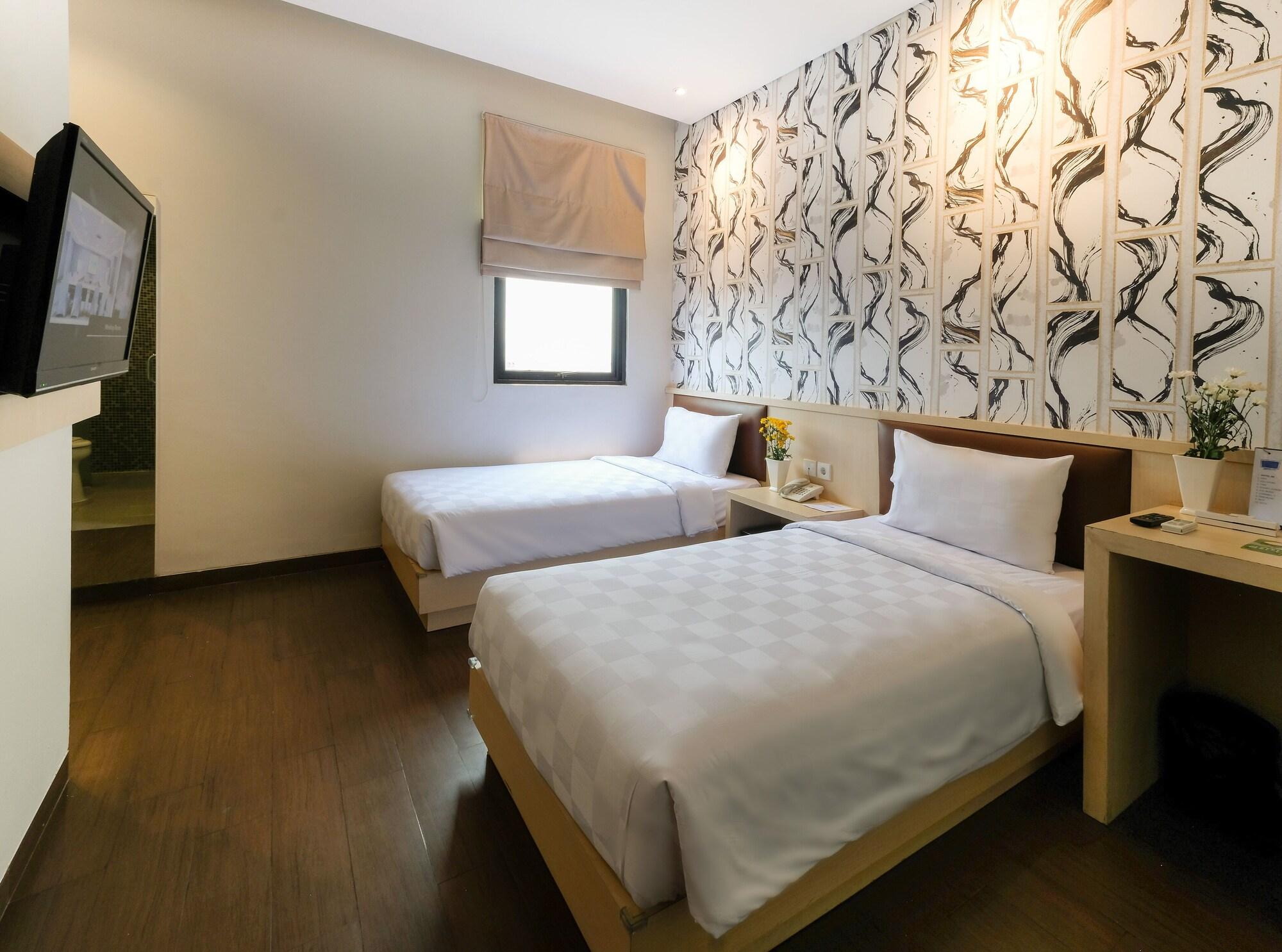 Hotel 88 Mangga Besar 62 Lokasari By Wh Jakarta Luaran gambar