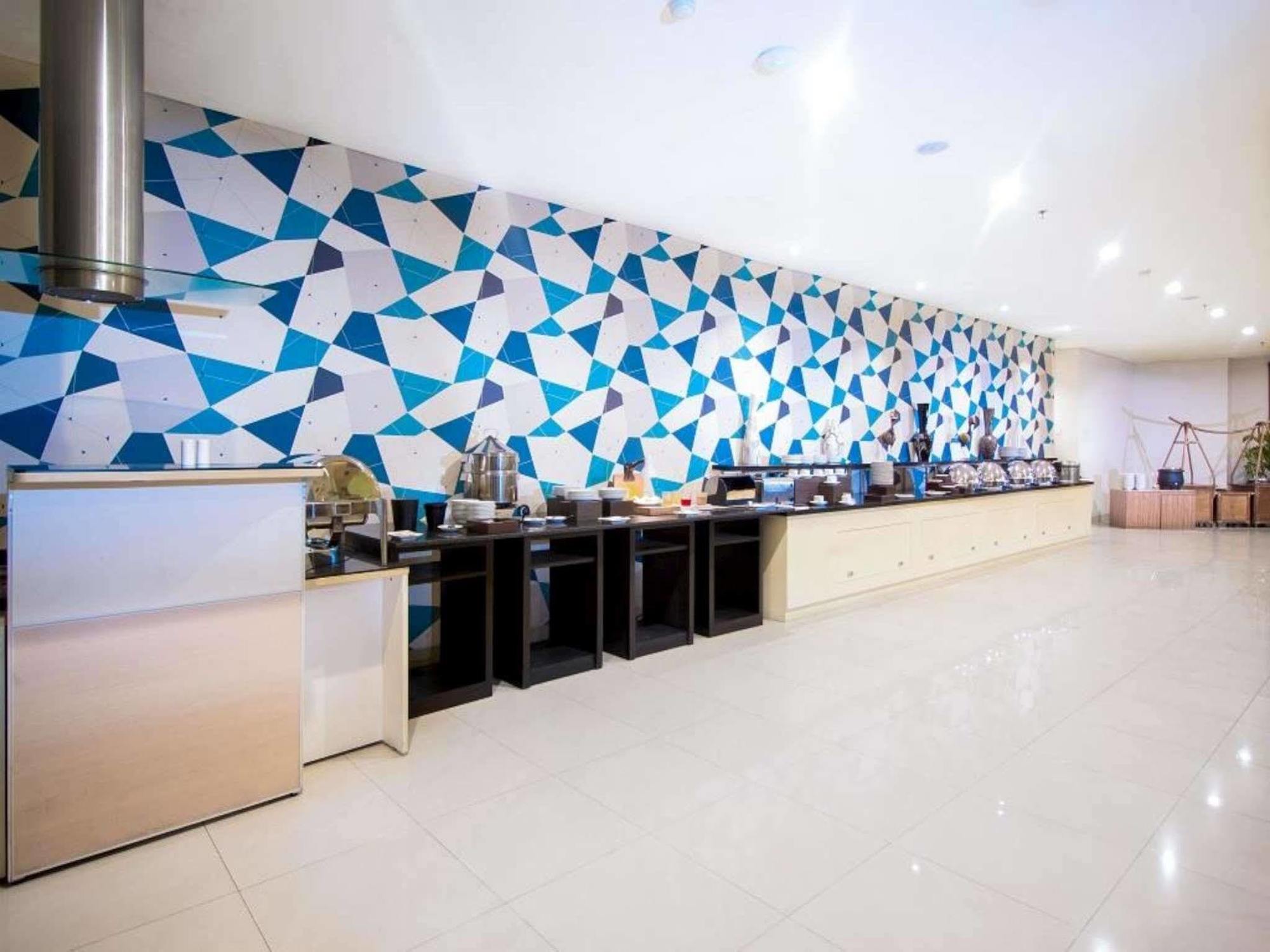 Hotel 88 Mangga Besar 62 Lokasari By Wh Jakarta Luaran gambar